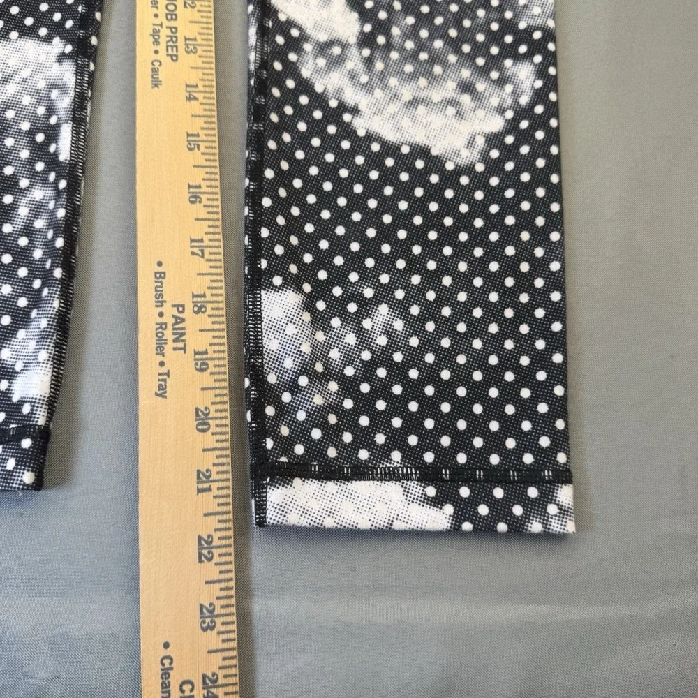 Lululemon Wunder Under Crop Dottie Dream Black Polkadot Cloud Pattern Mid Rise 6